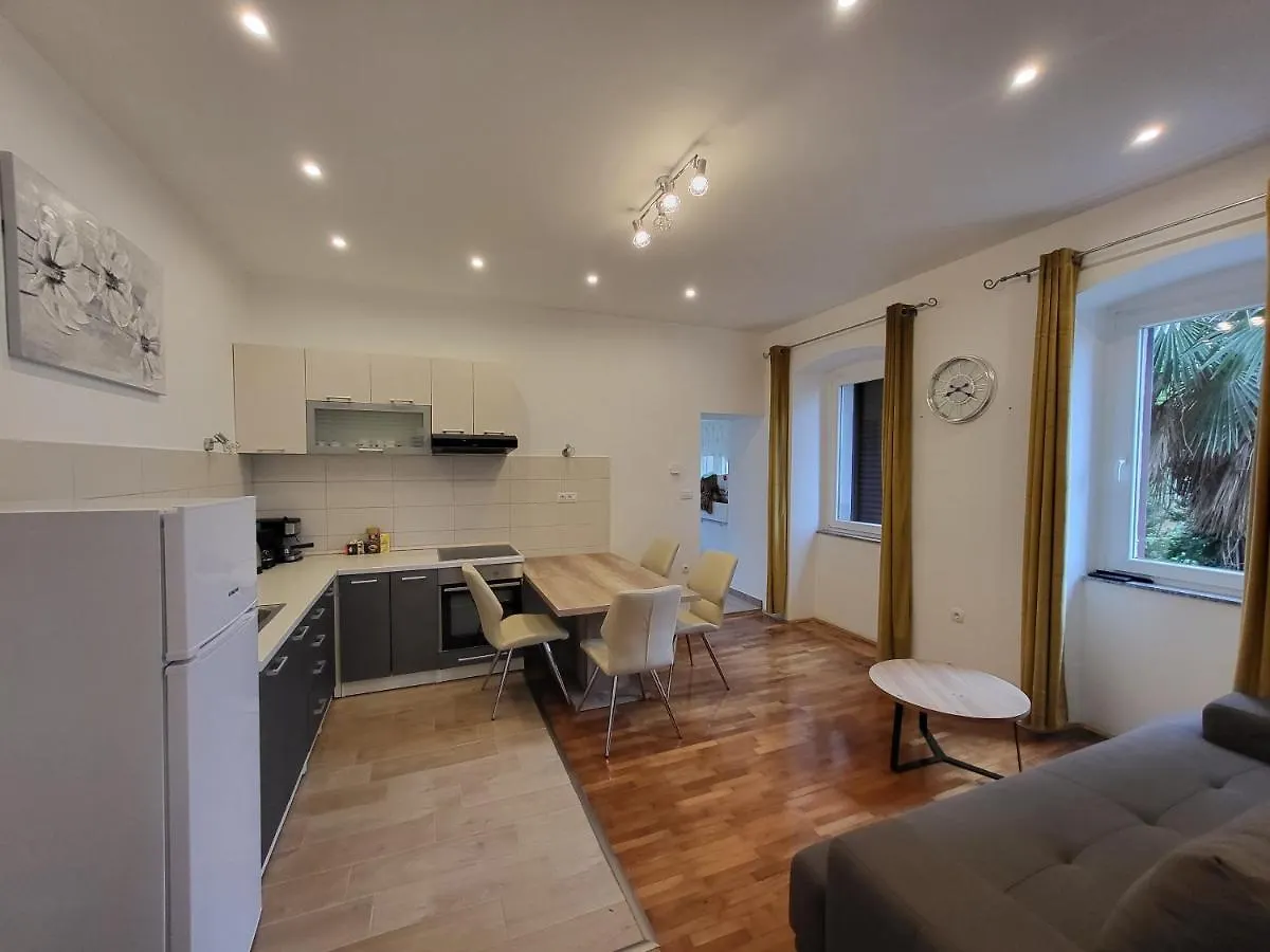 Apartment Lucky Opatija
